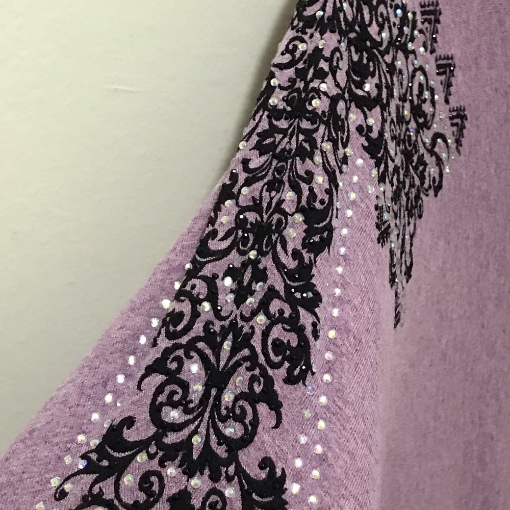 NWT Vocal Embellished Long Sleeve Lilac To… - Picture 6 of 8